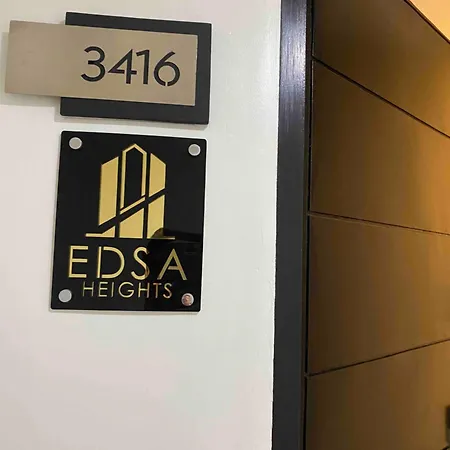 Edsa Heights Unit 3416 Cozy 1 Bedroom Loft Penthhouse Unit With 2 Full Beds Ama Tower