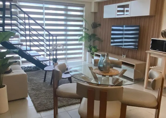 Aparthotel Edsa Heights Unit 3416 Cozy 1 Bedroom Loft Penthhouse Unit With 2 Full Beds Ama Tower
